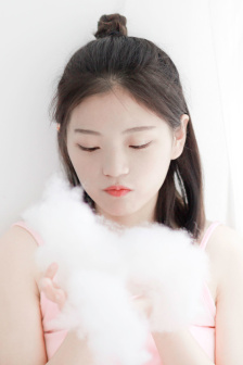 《朋友的未婚妻》HD